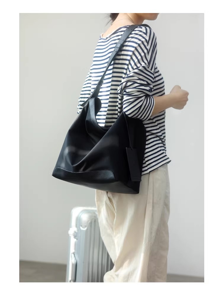 ナイロン×本革 ショルダーバッグ QD717 イメージ17