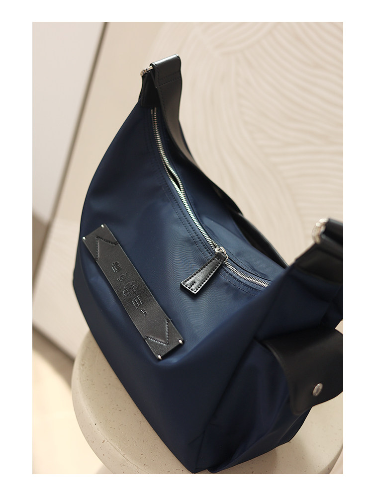 ナイロン×本革 ショルダーバッグ QD739 イメージ11