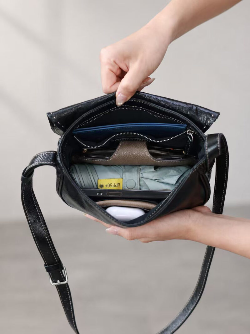 本革 クラッシュレザー ハーフムーンバッグ｜約240gの軽さ｜QD855 - 画像 (3)